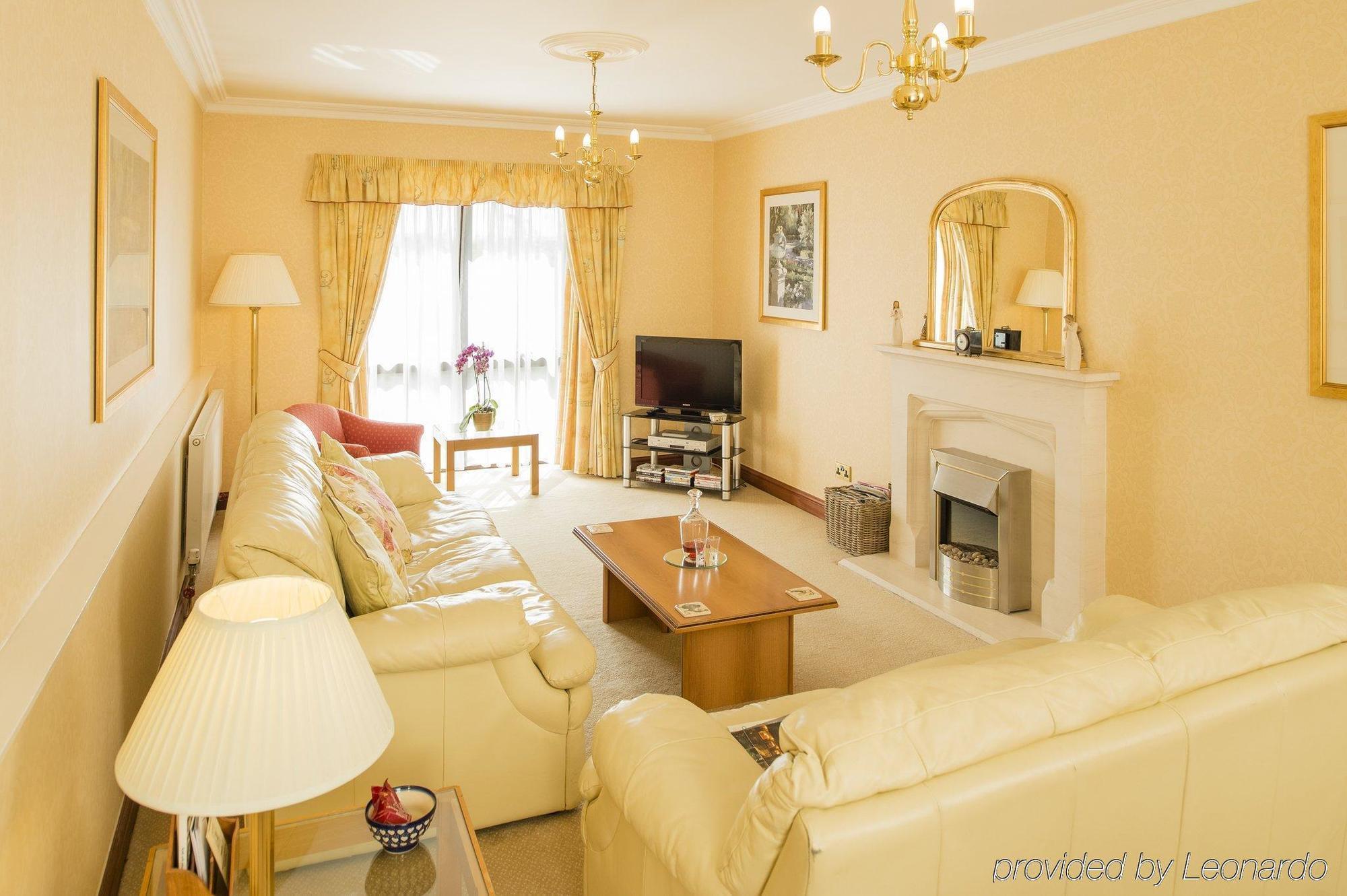 Parkway Hotel & Spa Cwm-brân Kültér fotó
