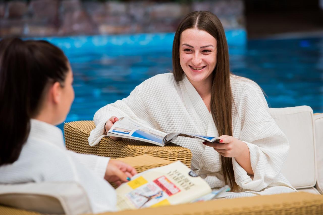 Parkway Hotel & Spa Cwm-brân Kültér fotó