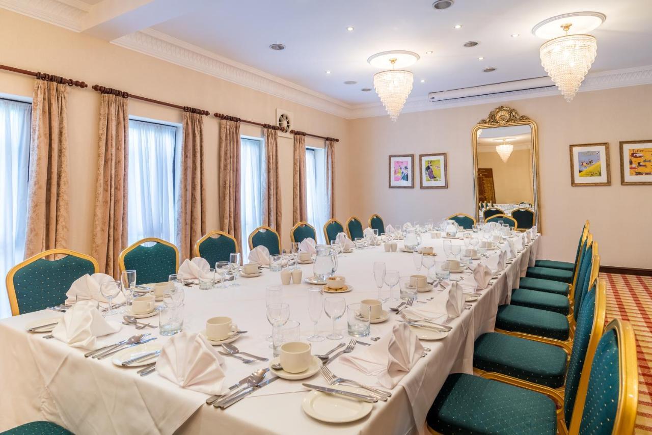 Parkway Hotel & Spa Cwm-brân Kültér fotó